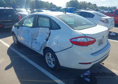 2019 Ford Fiesta Se z USA, uszkodzony, nr VIN 3FADP4BJ9KM164606